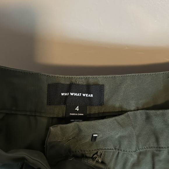 Green pants - Picture 4 of 4